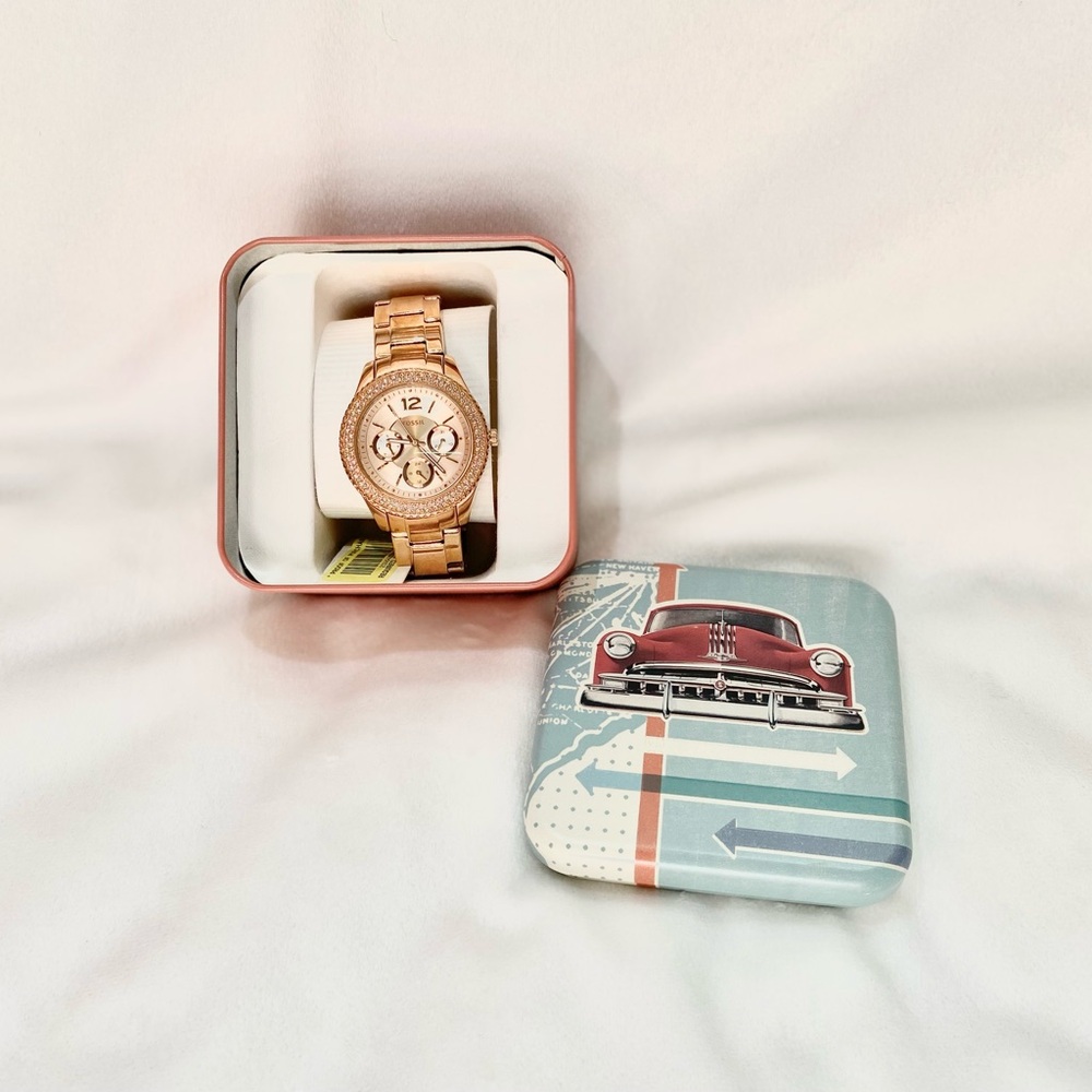 NWT Fossil- Rose Gold Women’s Watch
